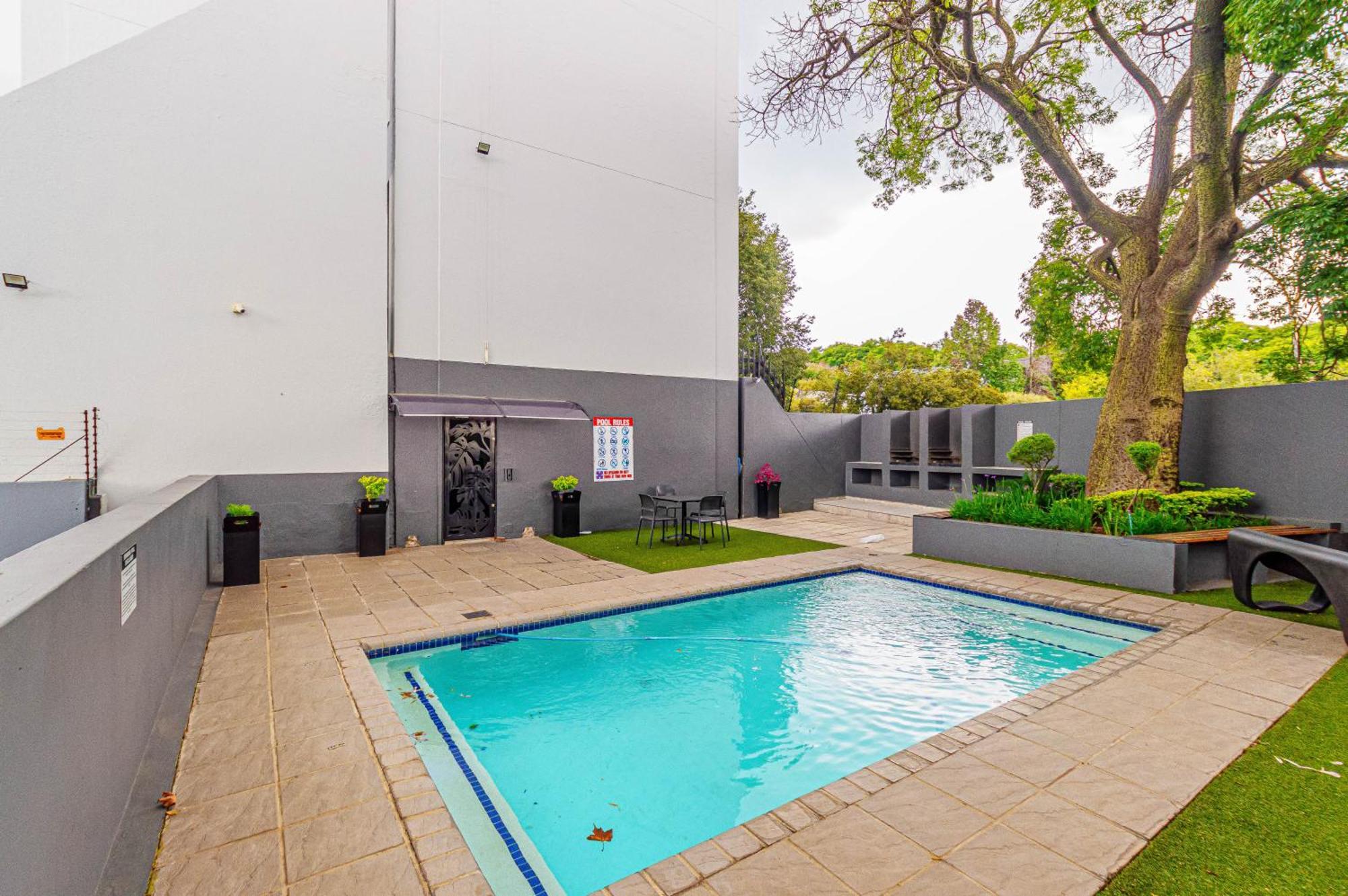 1 Bed Serene At The Bolton, Rosebank, Apartamento Joanesburgo