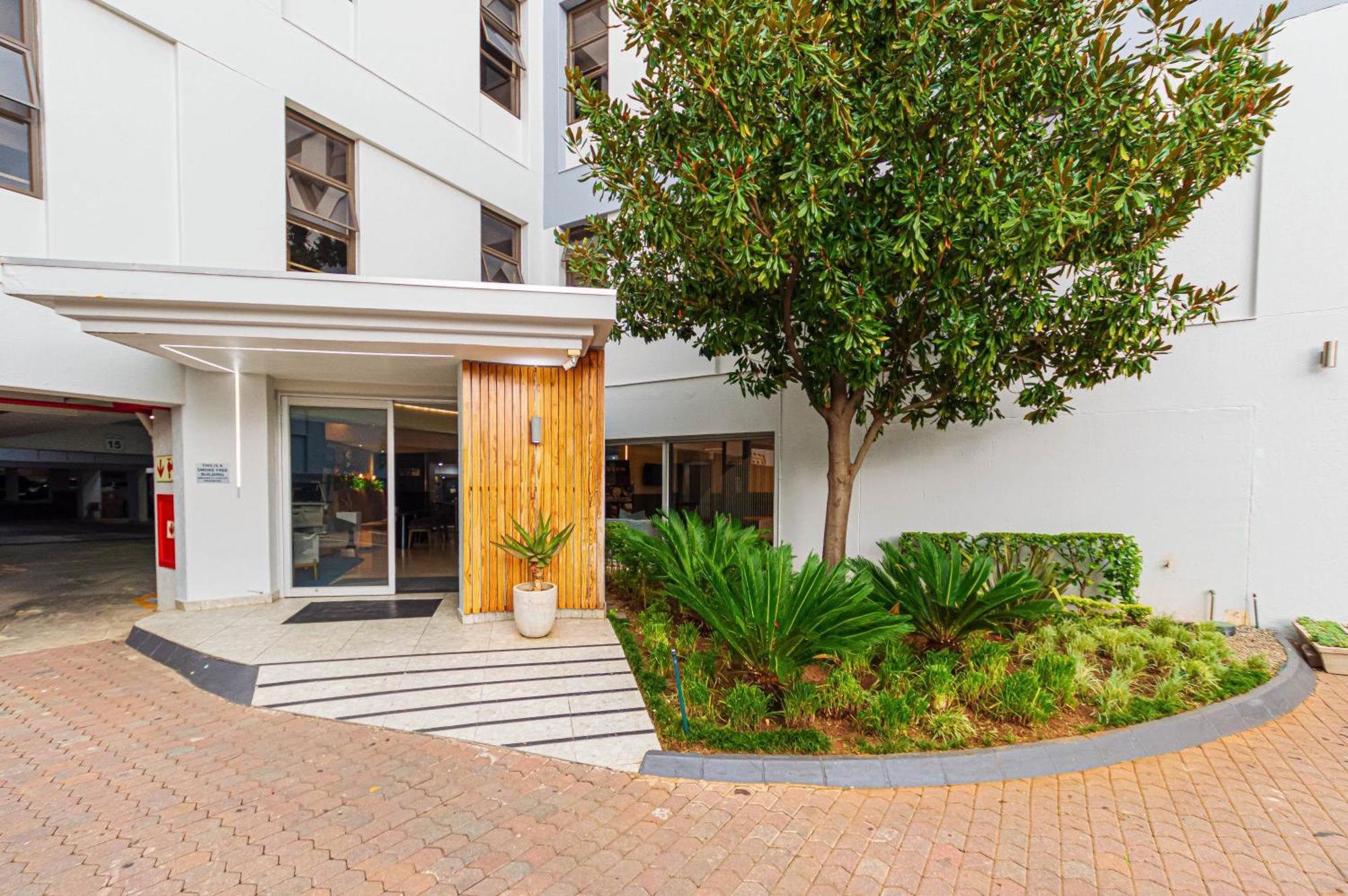 Apartment 1 Bed Serene At The Bolton, Rosebank, *