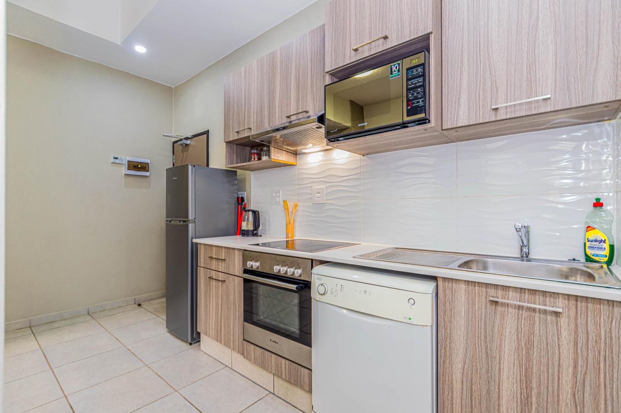 1 Bed Serene At The Bolton, Rosebank, Apartment Johannesburg